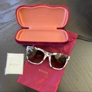*SOLD* Gucci Sunglasses